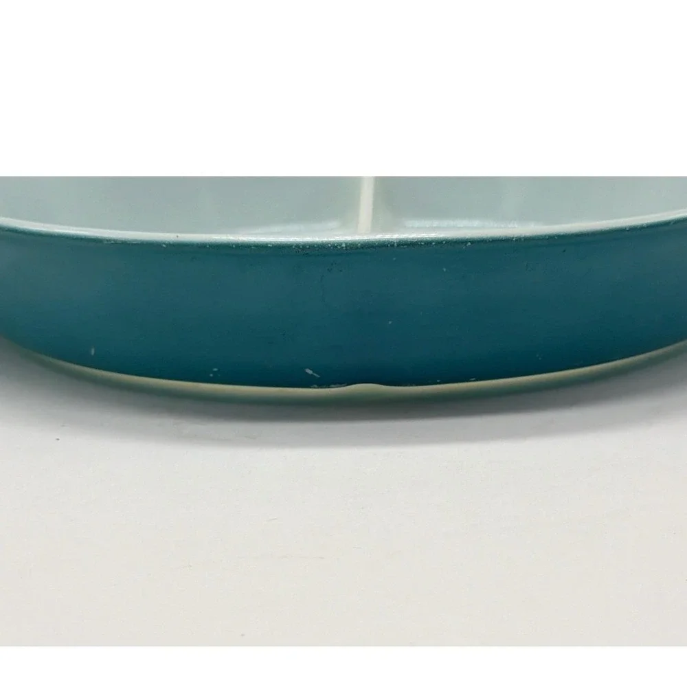 Vintage Pyrex Horizon Blue 1.5 Quart Divided Oval Casserole Dish 063 Teal Blue